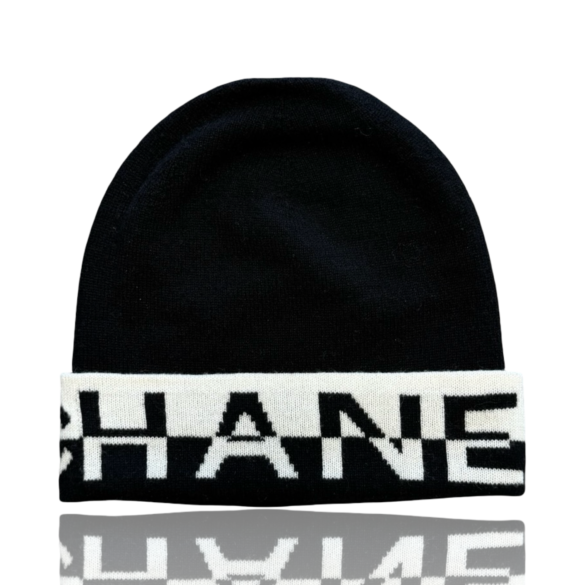 Chanel CC Logo Cashmere Beanie Black/White