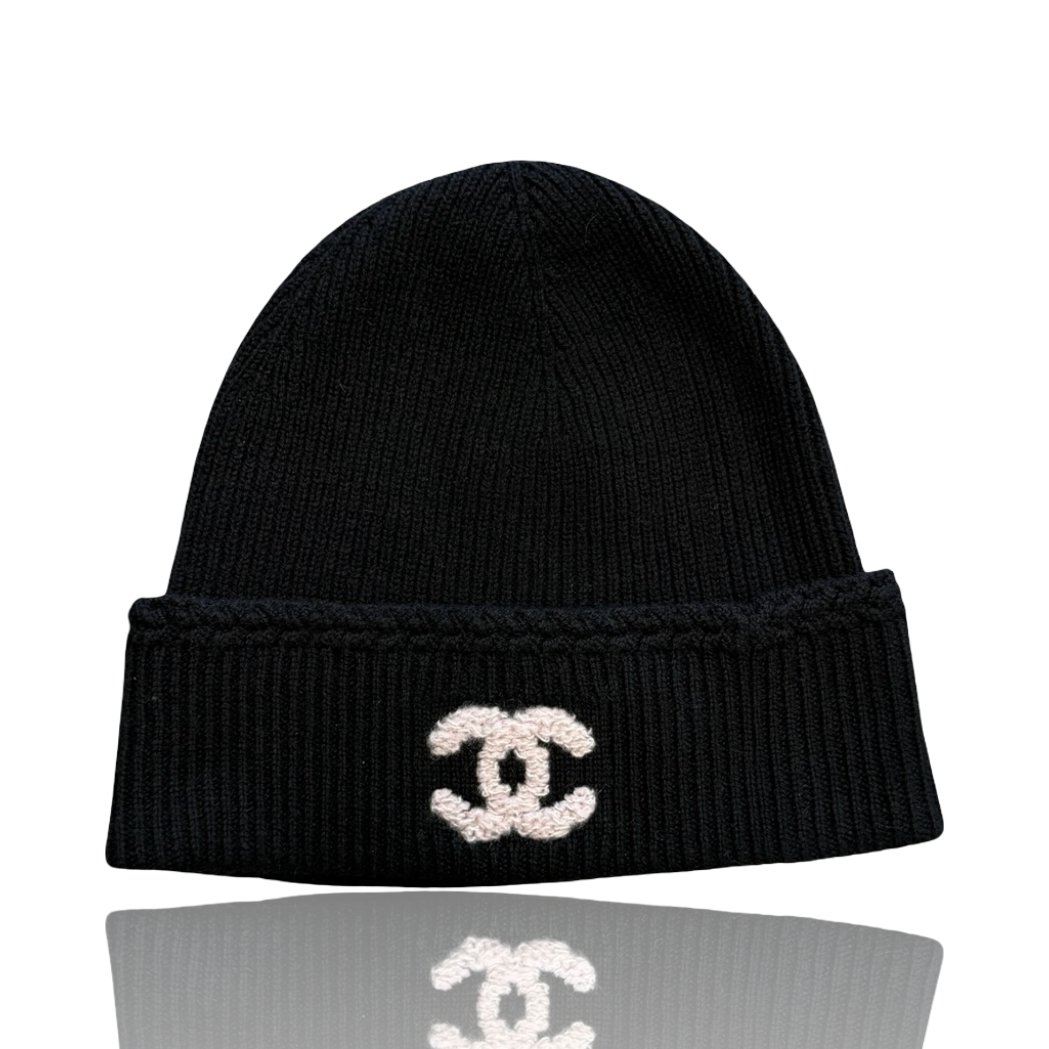 Chanel Cashmere CC Logo Beanie Black/Pink