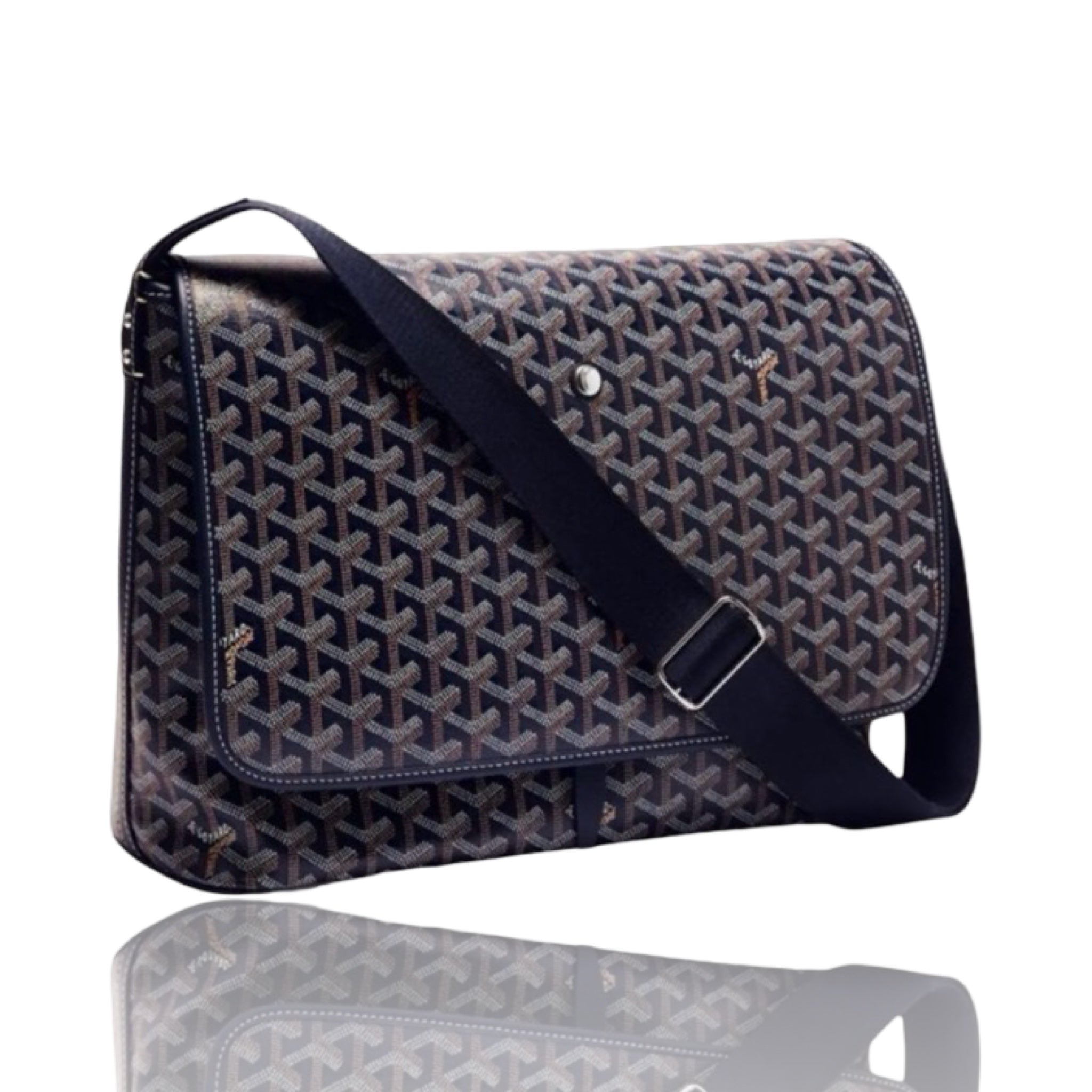 Goyard Capetien MM Messenger Bag Navy
