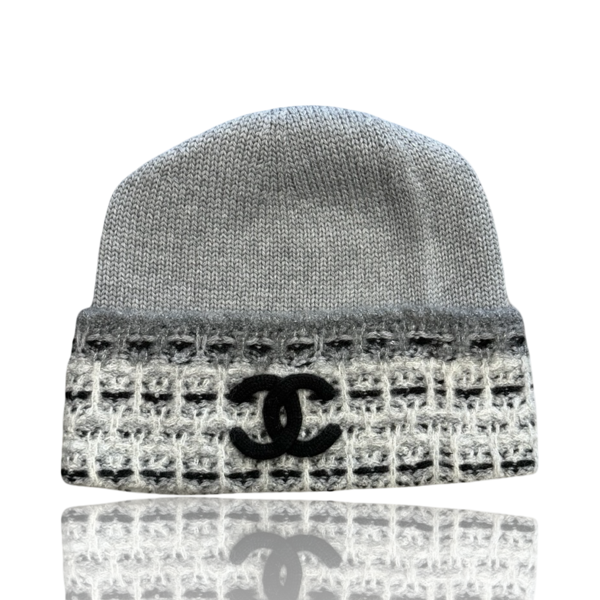Chanel Cashmere CC Logo Beanie Grey/Black