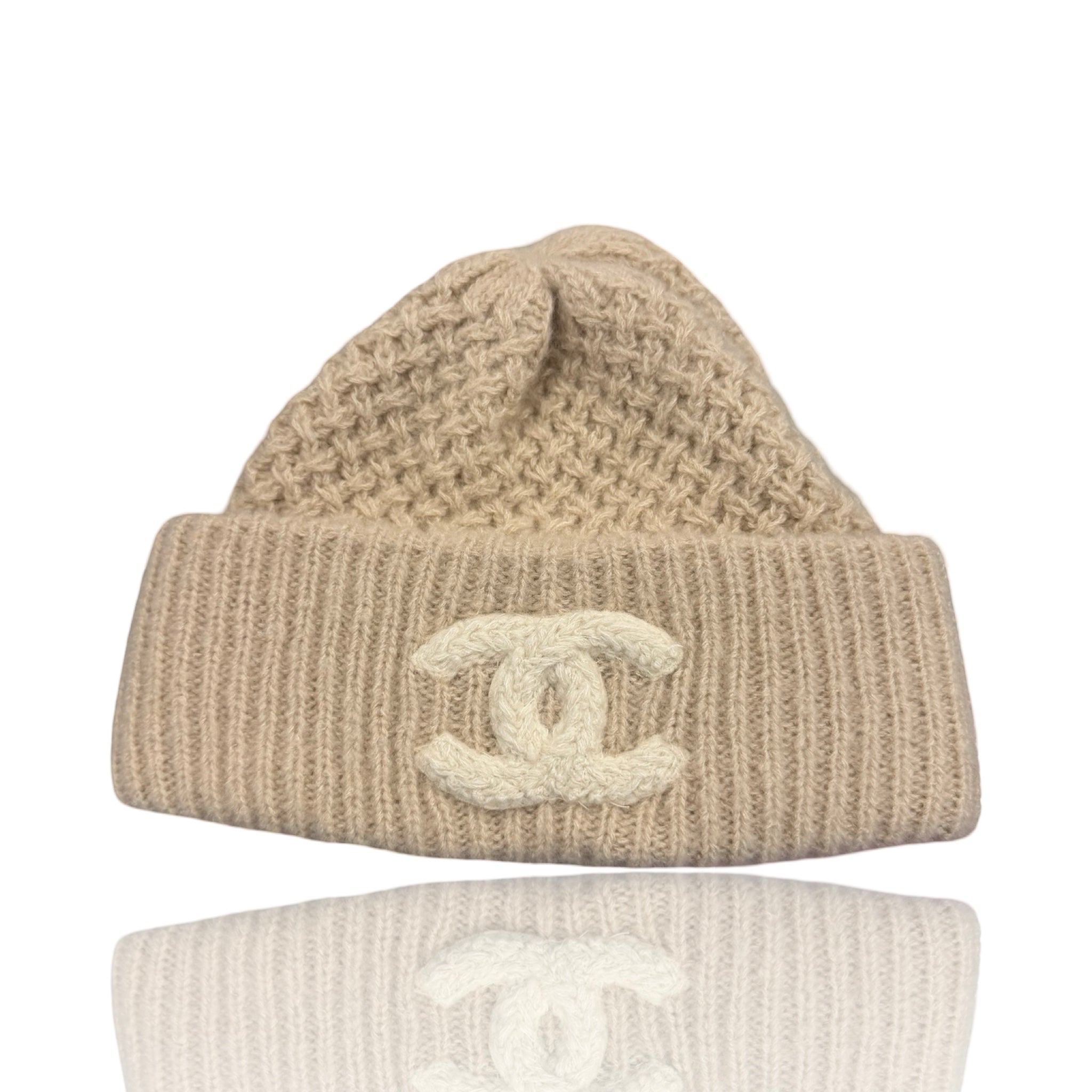 Channel CC Cashmere Beanie Neutral