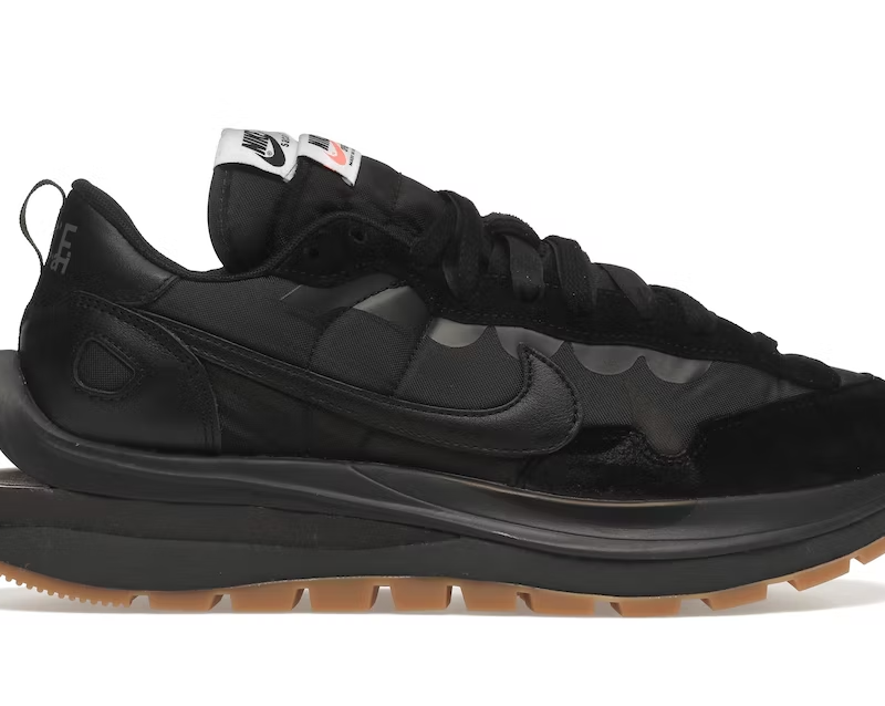 Nike Vaporwaffle sacai Black Gum